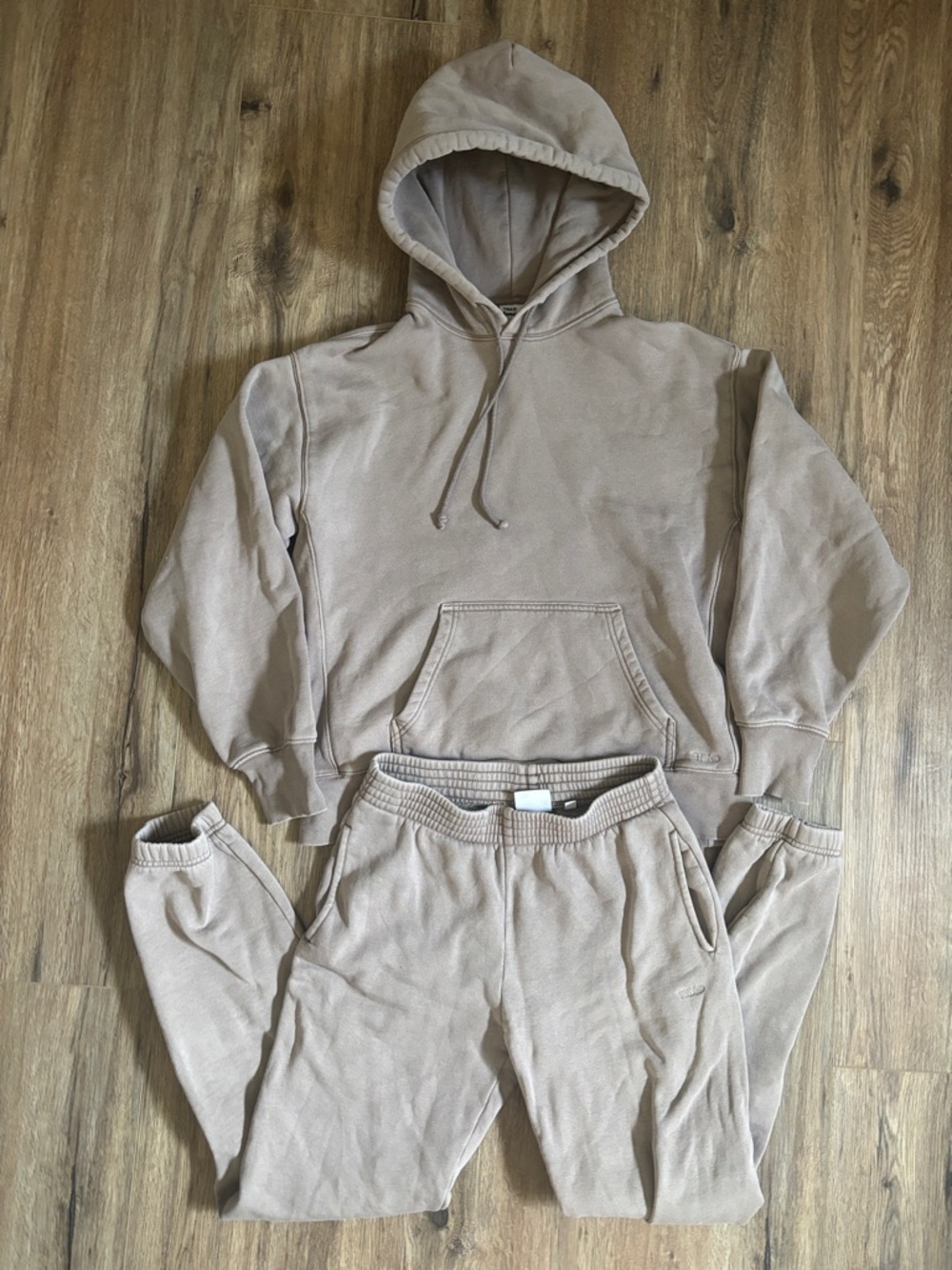 SOLD - Aritzia/TNA Beige Cozy Fleece Hoodie & Jogger Sweatshirt Set